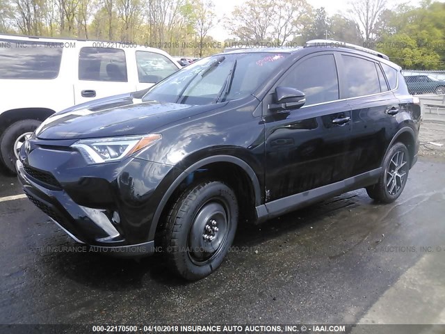 2T3NFREV9HW334063 - 2017 TOYOTA RAV4 SE BLACK photo 2