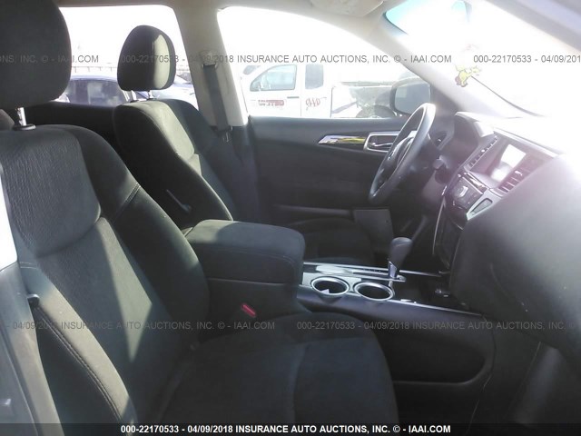 5N1AR2MNXDC684342 - 2013 NISSAN PATHFINDER S/SV/SL/PLATINUM 灰色 照片 5