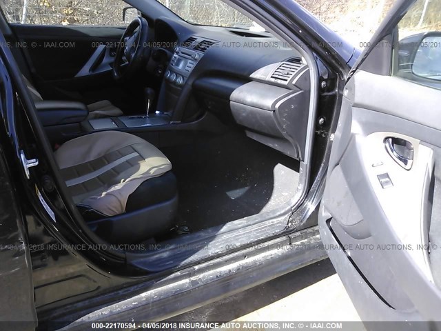 4T1BE46K98U740849 - 2008 TOYOTA CAMRY CE/LE/XLE/SE BLACK photo 5