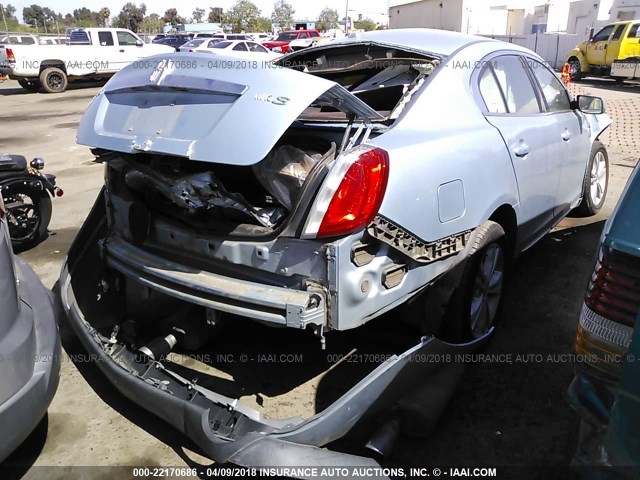 1LNHM93R29G626140 - 2009 LINCOLN MKS BLUE photo 4