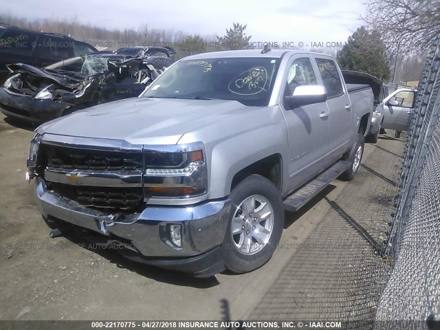 3GCUKREC9GG246229 - 2016 CHEVROLET SILVERADO K1500 LT SILVER photo 2