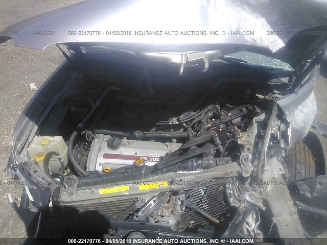 JN1CA31D8YT517377 - 2000 NISSAN MAXIMA GLE/GXE/SE SILVER photo 10