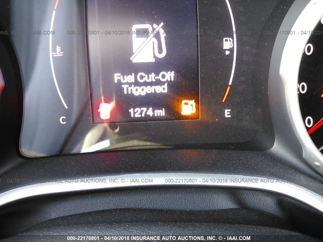 3C4NJDBB7JT117846 - 2018 JEEP COMPASS LATITUDE 白色 照片 7