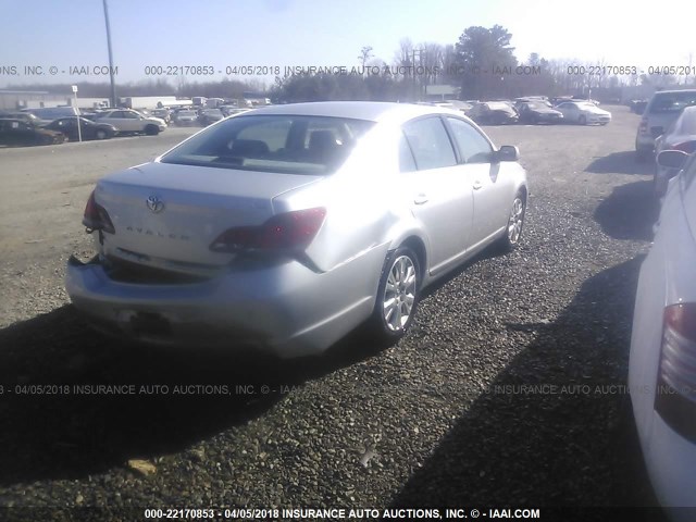 4T1BK36B68U280908 - 2008 TOYOTA AVALON XL/XLS/TOURING/LIMITED GRAY photo 4