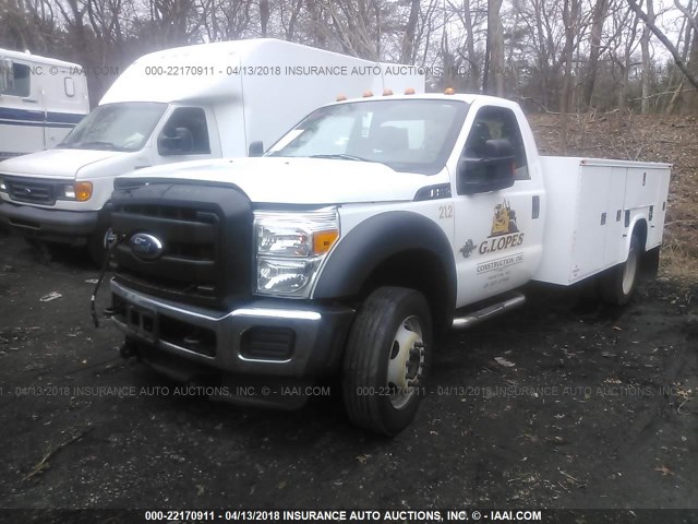 1FDUF5GT4CEA71864 - 2012 FORD F550 SUPER DUTY WHITE photo 2