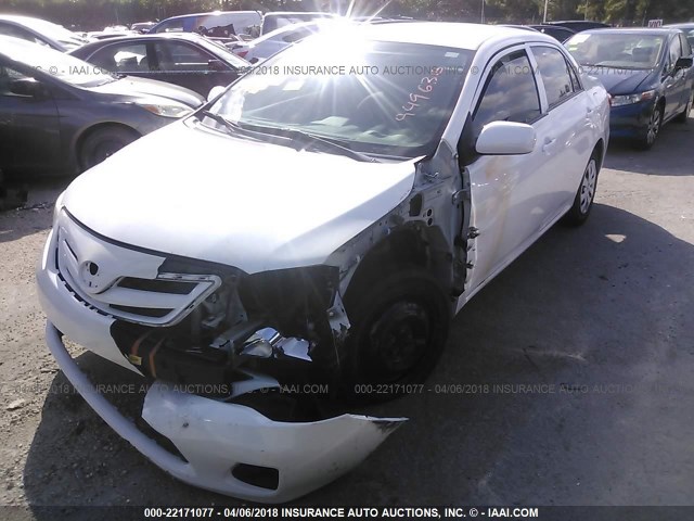 2T1BU4EE2DC949635 - 2013 TOYOTA COROLLA S/LE WHITE photo 6