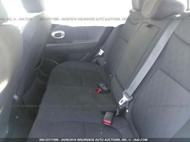 KNDJN2A24E7058337 - 2014 KIA SOUL WHITE photo 8