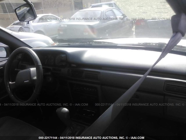 JT2VV21E4M3015840 - 1991 TOYOTA CAMRY DLX 银色 照片 5