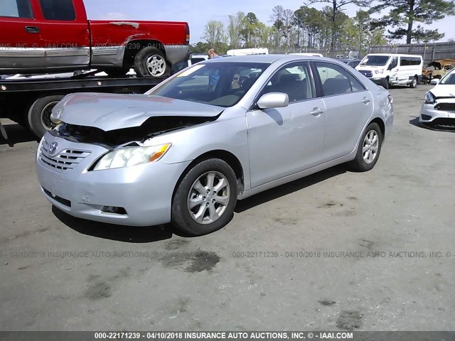 4T1BE46K07U129655 - 2007 TOYOTA CAMRY NEW GENERAT CE/LE/XLE/SE SILVER photo 2