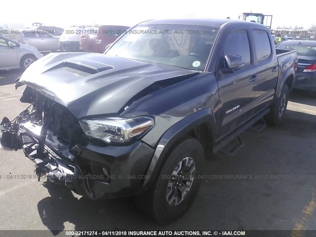 3TMCZ5AN3GM043720 - 2016 TOYOTA TACOMA DBL CAB/SR/SR5/TRD SPT/OR GRAY photo 2