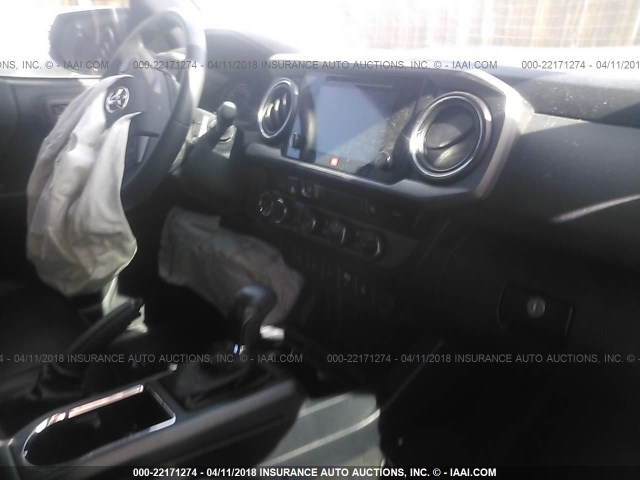 3TMCZ5AN3GM043720 - 2016 TOYOTA TACOMA DBL CAB/SR/SR5/TRD SPT/OR GRAY photo 5