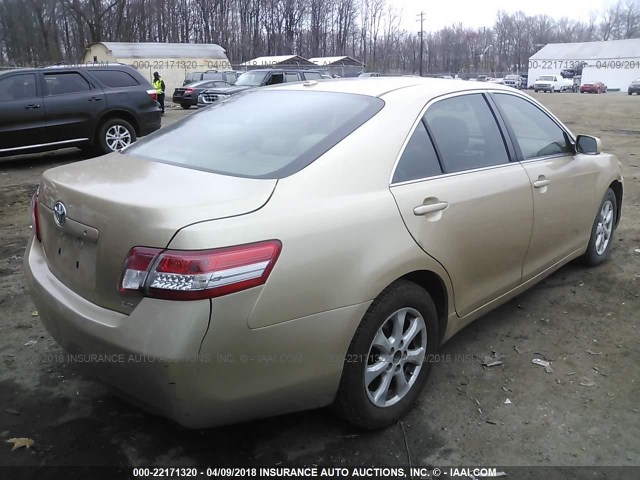 4T1BF3EK5BU172132 - 2011 TOYOTA CAMRY SE/LE/XLE Золотой фото 4
