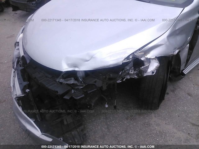 4T1BF1FKXGU538693 - 2016 TOYOTA CAMRY LE/XLE/SE/XSE SILVER photo 6