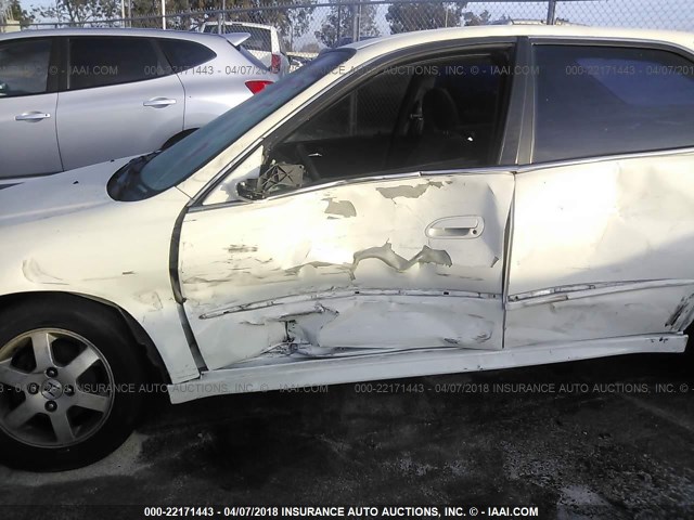 3HGCG66541G711181 - 2001 HONDA ACCORD LX WHITE photo 6