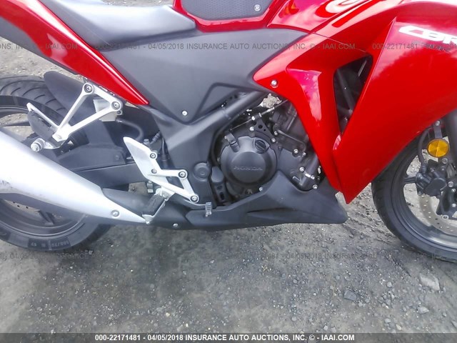 MLHMC4106D5303952 - 2013 HONDA CBR250 R RED photo 8