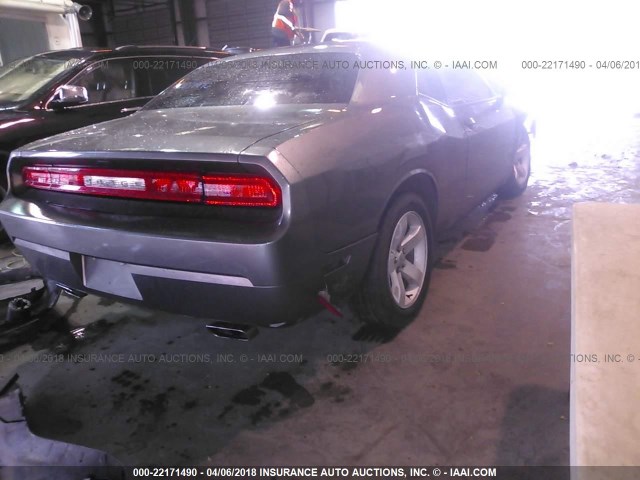 2C3CDYAG8CH189058 - 2012 DODGE CHALLENGER SXT GRAY photo 4