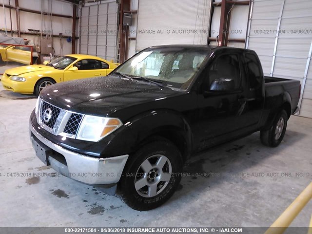 1N6AD06U88C443894 - 2008 NISSAN FRONTIER KING CAB LE/SE/OFF ROAD BLACK photo 2