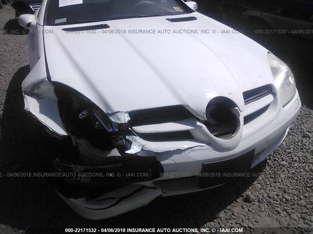 WDBWK54F57F133651 - 2007 MERCEDES-BENZ SLK 280 WHITE photo 6