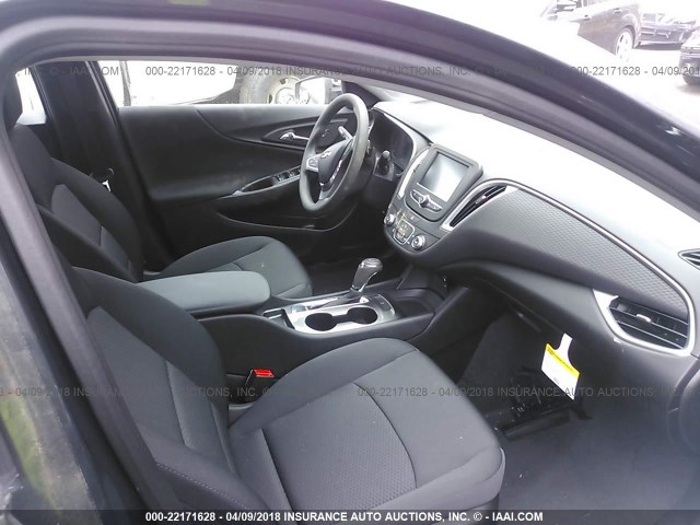 1G1ZB5ST9JF109585 - 2018 CHEVROLET MALIBU LS 灰色 照片 5