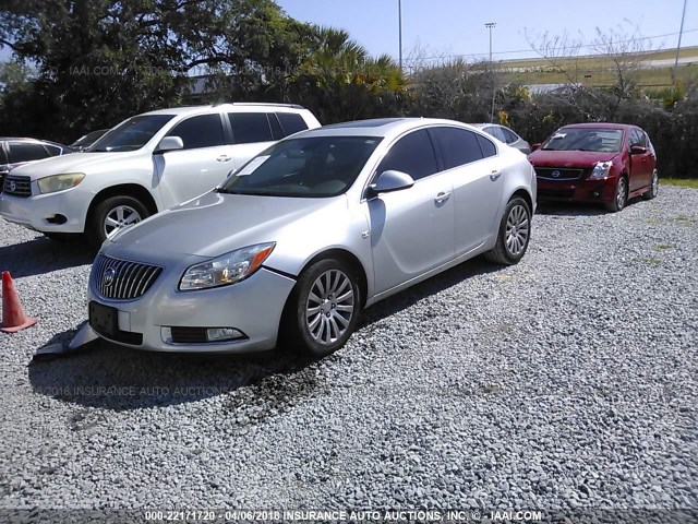 W04GU5GC7B1013688 - 2011 BUICK REGAL CXL SILVER photo 2