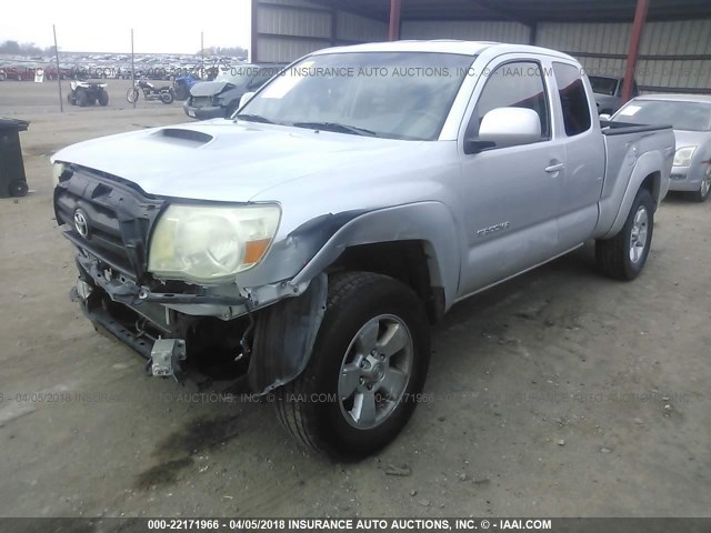 5TEUU42N75Z070351 - 2005 TOYOTA TACOMA ACCESS CAB Silber Foto 2