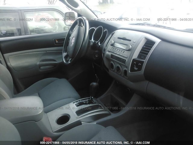 5TEUU42N75Z070351 - 2005 TOYOTA TACOMA ACCESS CAB Silber Foto 5