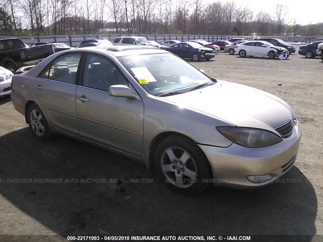 4T1BF32K43U058533 - 2003 TOYOTA CAMRY LE/XLE/SE ოქროსფერი ფოტო 1