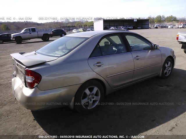 4T1BF32K43U058533 - 2003 TOYOTA CAMRY LE/XLE/SE ოქროსფერი ფოტო 4