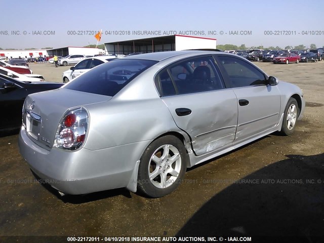 1N4BL11D85C145998 - 2005 NISSAN ALTIMA SE/SL/SE-R SILVER photo 4