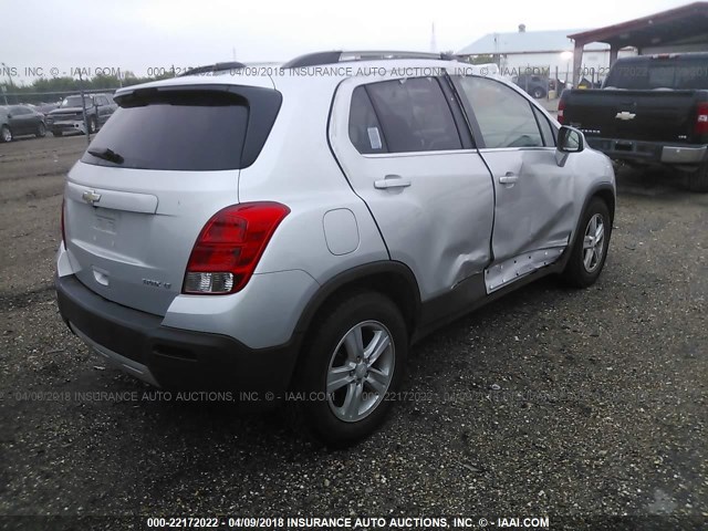 3GNCJLSB7FL244614 - 2015 CHEVROLET TRAX 1LT SILVER photo 4