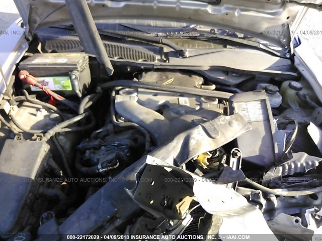 1G6DM577340147380 - 2004 CADILLAC CTS GRAY photo 10