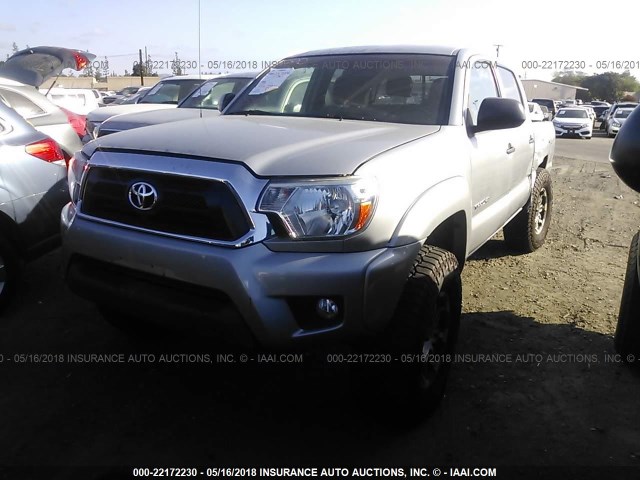 5TFJU4GN1FX087408 - 2015 TOYOTA TACOMA DOUBLE CAB PRERUNNER GRAY photo 2