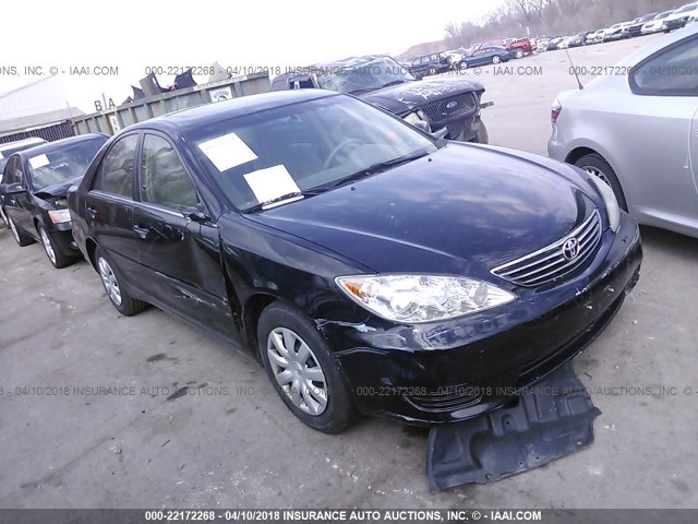 4T1BE32K75U409702 - 2005 TOYOTA CAMRY LE/XLE/SE BLACK photo 1