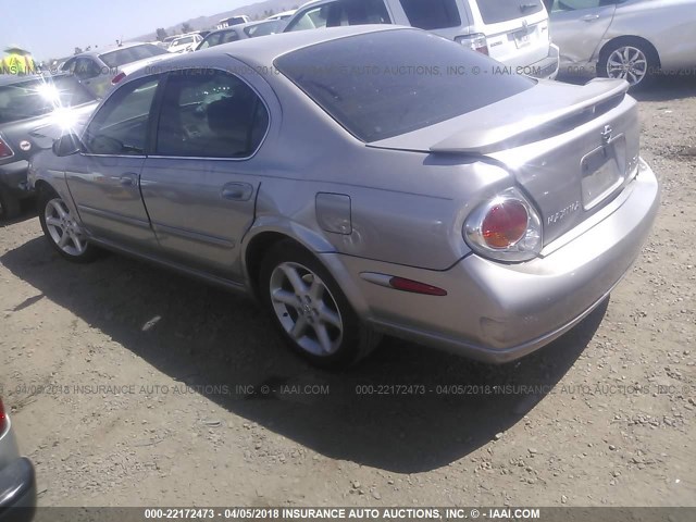 JN1DA31D12T436152 - 2002 NISSAN MAXIMA GLE/GXE/SE SILVER photo 3