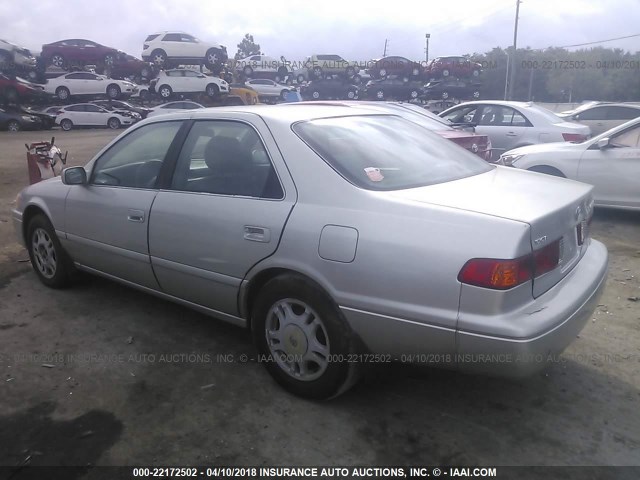 4T1BG22K51U047514 - 2001 TOYOTA CAMRY CE/LE/XLE 银色 照片 3