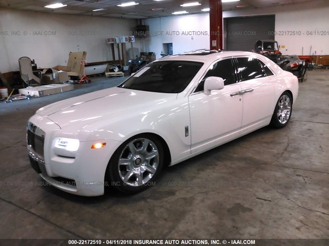 SCA664S52AUX48825 - 2010 ROLLS-ROYCE GHOST WHITE photo 2