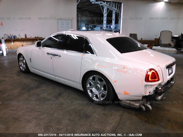SCA664S52AUX48825 - 2010 ROLLS-ROYCE GHOST WHITE photo 3