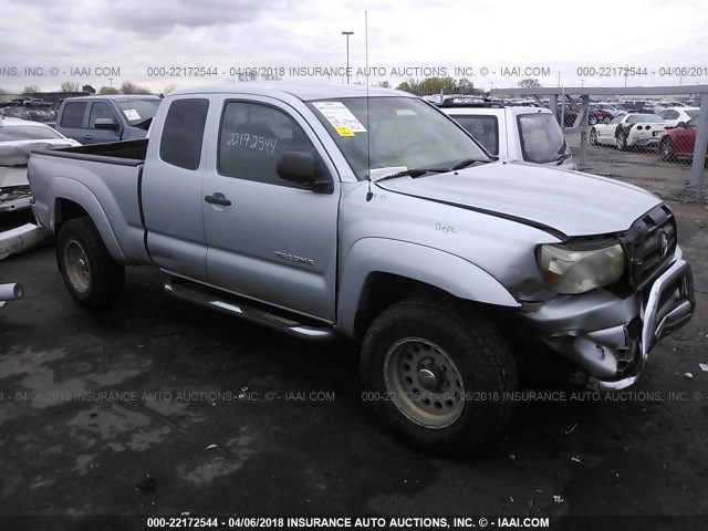 5TEUX42N05Z013190 - 2005 TOYOTA TACOMA ACCESS CAB SILVER photo 1