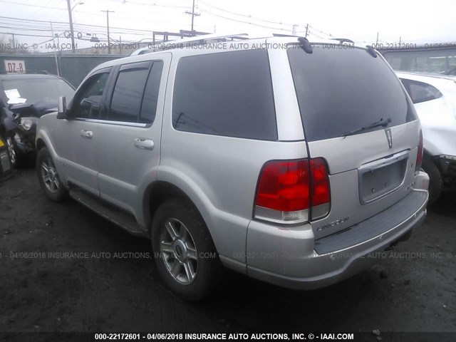 5LMEU88H25ZJ07209 - 2005 LINCOLN AVIATOR 银色 照片 3