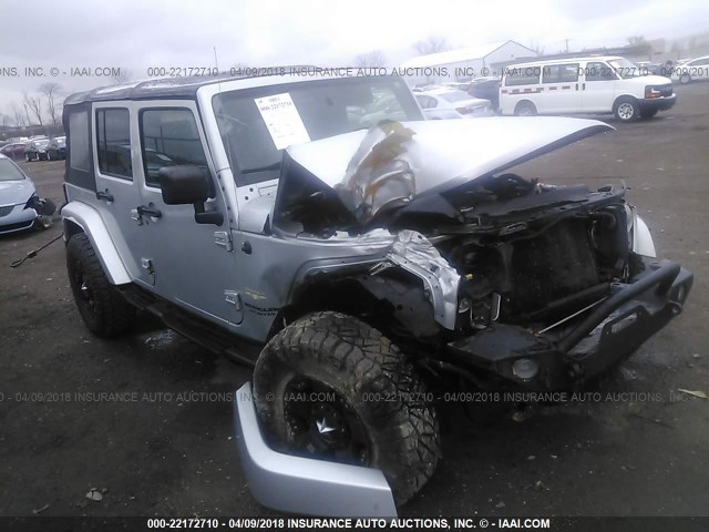 1J4GA59167L105956 - 2007 JEEP WRANGLER SAHARA SILVER photo 1