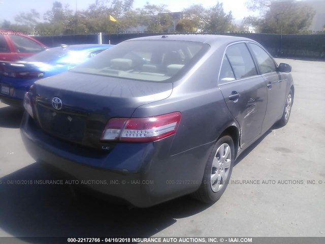 4T4BF3EK6BR114746 - 2011 TOYOTA CAMRY SE/LE/XLE GRAY photo 4