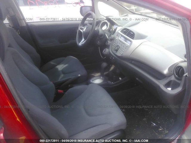 JHMGE8H30DC065771 - 2013 HONDA FIT RED photo 5