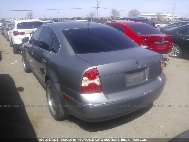 WVWPD63B34E222544 - 2004 VOLKSWAGEN PASSAT GLS GRAY photo 3