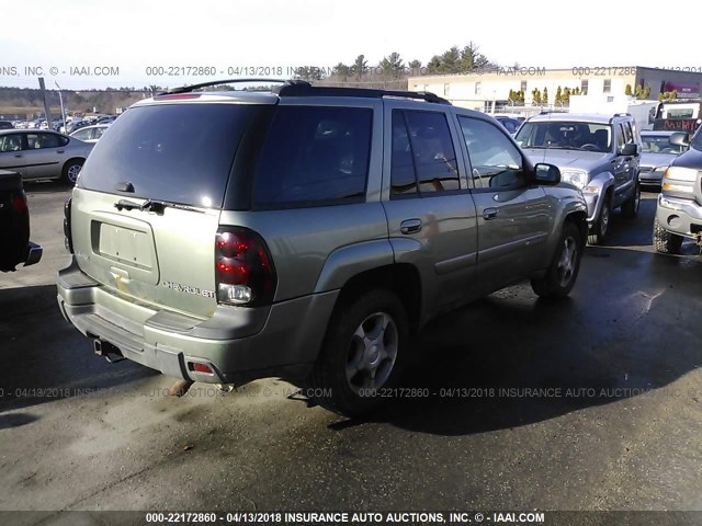 1GNDT13S942367881 - 2004 CHEVROLET TRAILBLAZER LS/LT GREEN photo 4