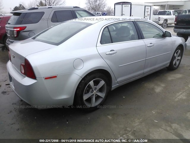 1G1ZC5E16BF246041 - 2011 CHEVROLET MALIBU 1LT SILVER photo 4