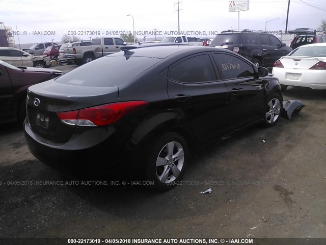 5NPDH4AE5DH411172 - 2013 HYUNDAI ELANTRA GLS/LIMITED BLACK photo 4