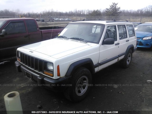 1J4FJ68S4WL252173 - 1998 JEEP CHEROKEE SPORT/CLASSIC WHITE photo 2