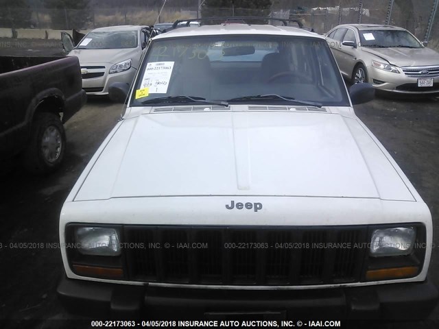 1J4FJ68S4WL252173 - 1998 JEEP CHEROKEE SPORT/CLASSIC WHITE photo 6