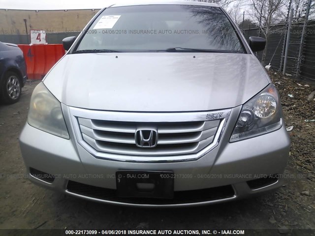 5FNRL38278B098155 - 2008 HONDA ODYSSEY LX SILVER photo 6