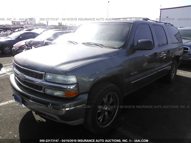 3GNEC16T5YG214954 - 2000 CHEVROLET SUBURBAN C1500 GRAY photo 2